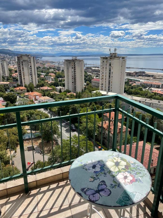 Apartment With Amazing City View Rijeka Exterior photo